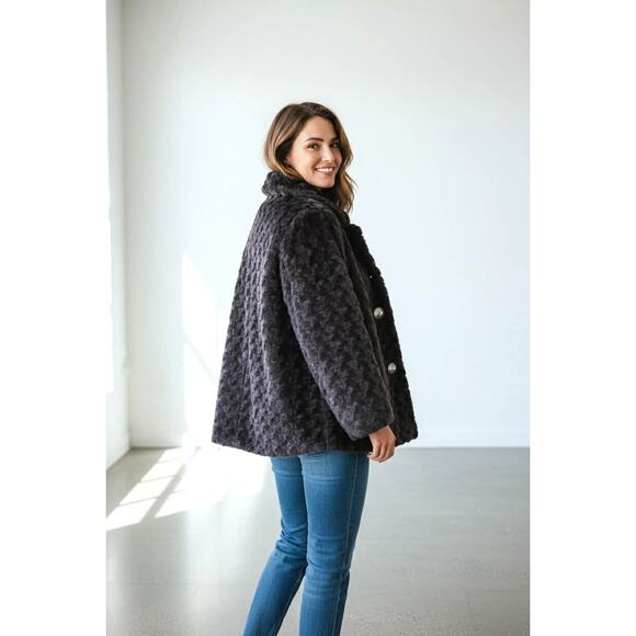 Adrienne by Adrienne Landau Black Faux Fur Jacket Size S/M Button Front, Pockets - Picture 2 of 6